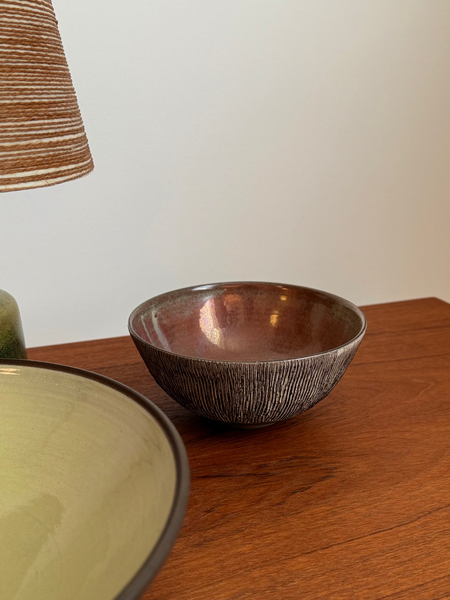 Glazed ceramic bowl by EJO Keramik
