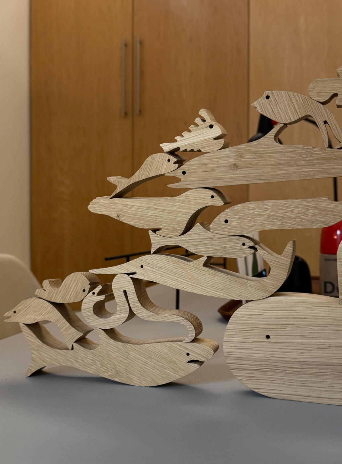 16 Pesci oak puzzle by Enzo Mari