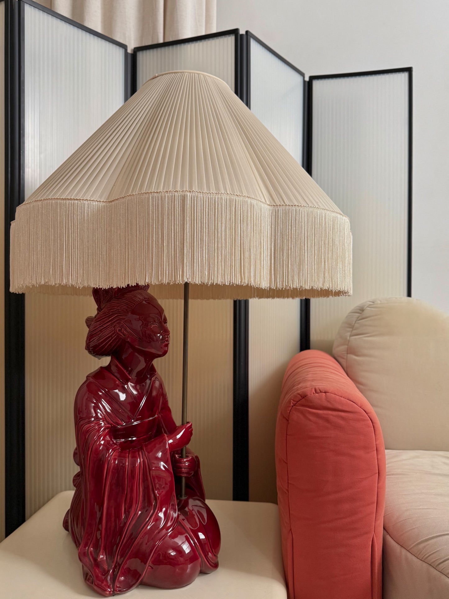 Ceramic Geisha table lamp