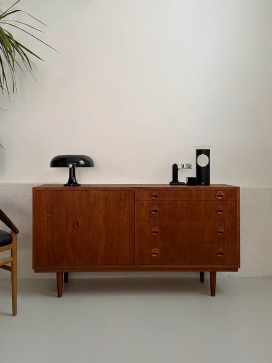 Teak credenza by Carlo Jensen for Hundevad & Co.
