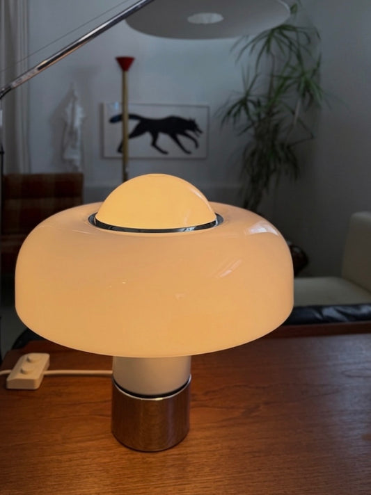 Brumbury table lamp by Harvey Guzzini and Luigi Massoni for Guzzini