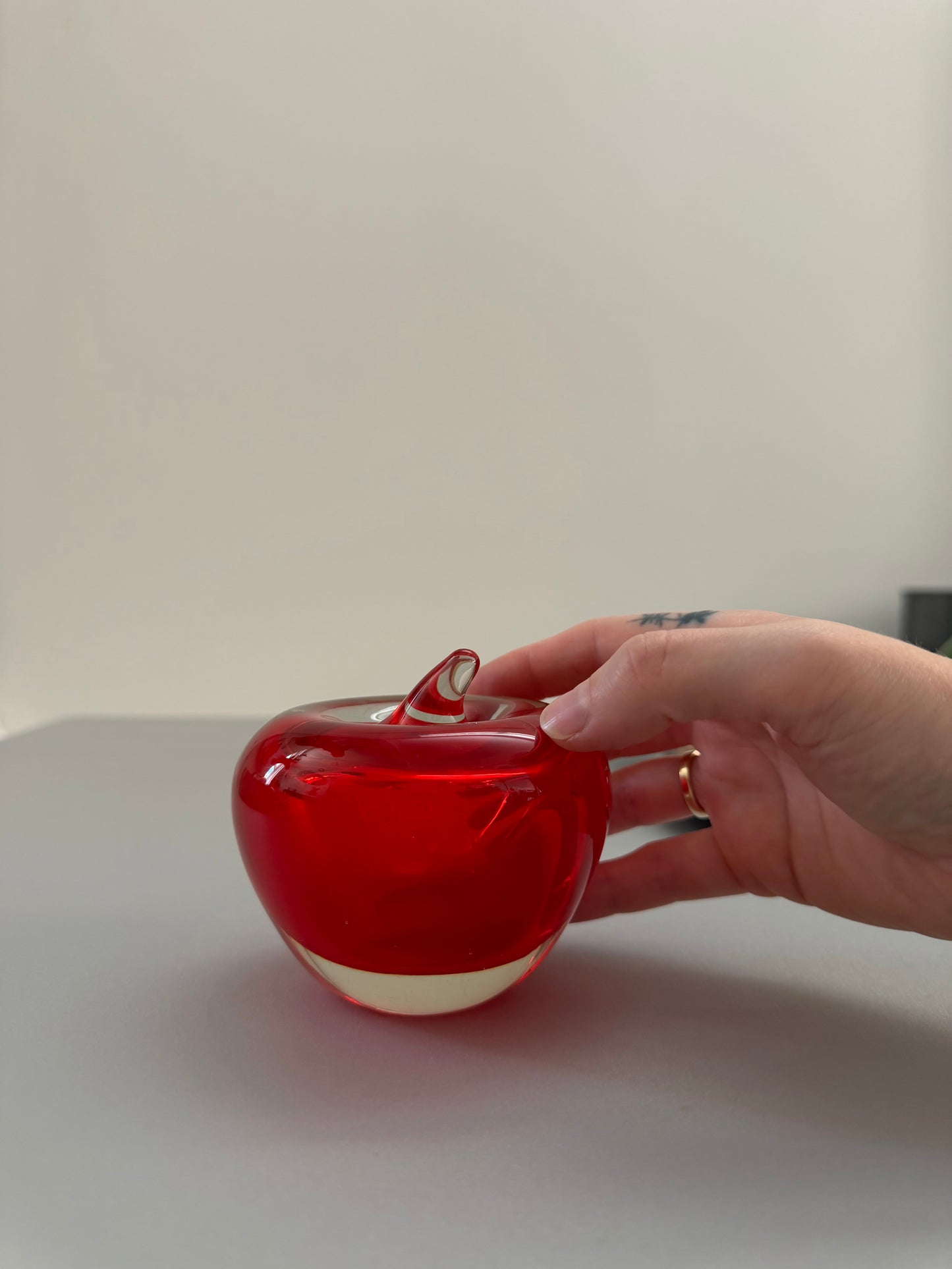 Vintage glass apple paperweight by Blenko