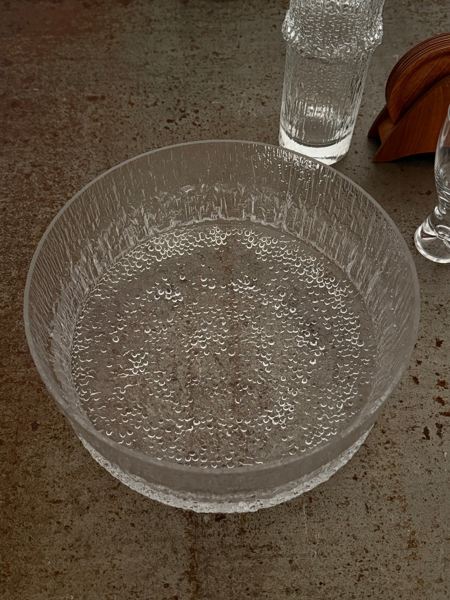 Large crystal bowl by Tapio Wirkkala for Iittala