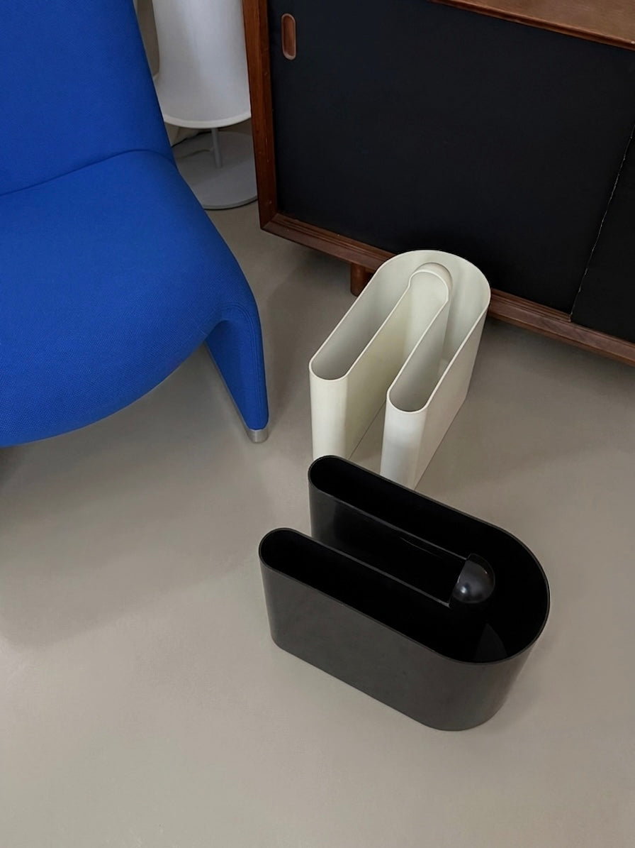 Magazine rack by Rodolfo Bonetto for Vastill