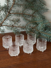 Load image into Gallery viewer, Set of 6 Ultima Thule shot glasses by Iittala
