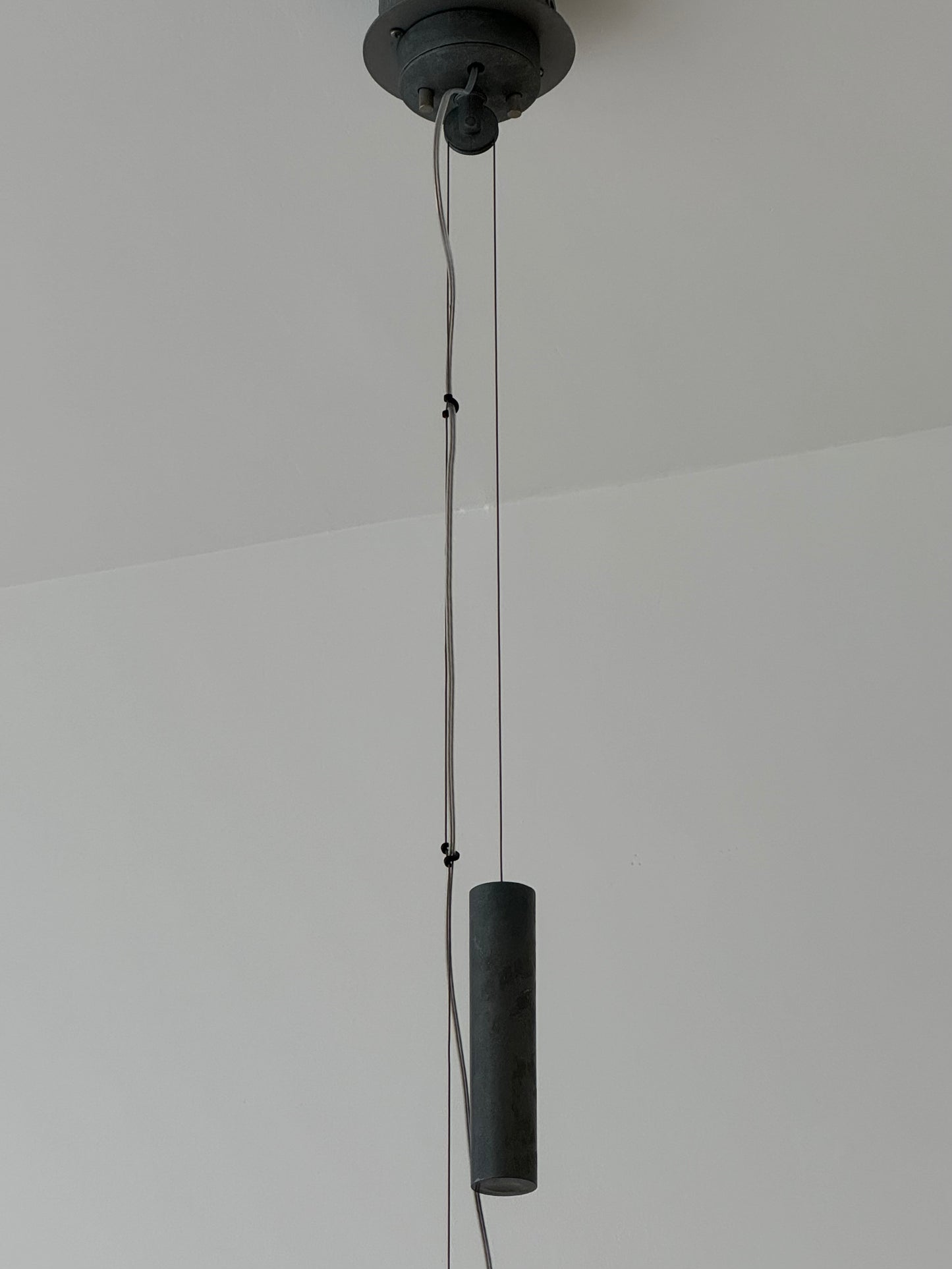 George suspension by Tobias Grau