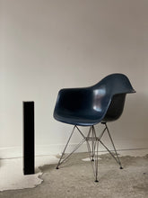 Load image into Gallery viewer, DAR fibreglass dining chair by Charles &amp; Ray Eames for Herman Miller
