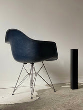Load image into Gallery viewer, DAR fibreglass dining chair by Charles &amp; Ray Eames for Herman Miller
