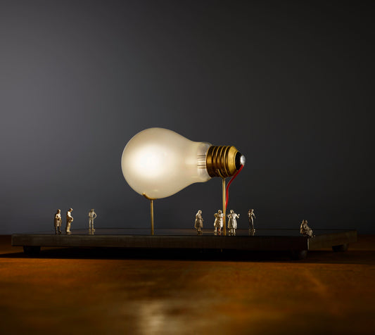 I Ricchi Poveri, Monument For A Bulb Table Lamp