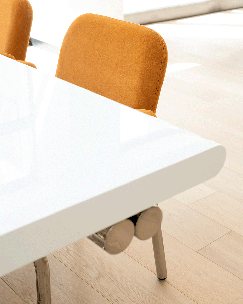 LC dining table by Castelli Design Studio