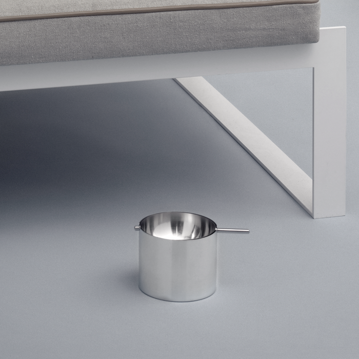 Revolving ashtray by Arne Jacobsen
