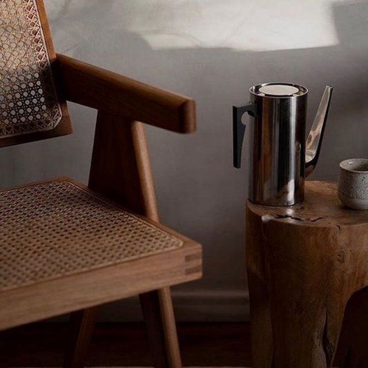 Coffee pot by Arne Jacobsen