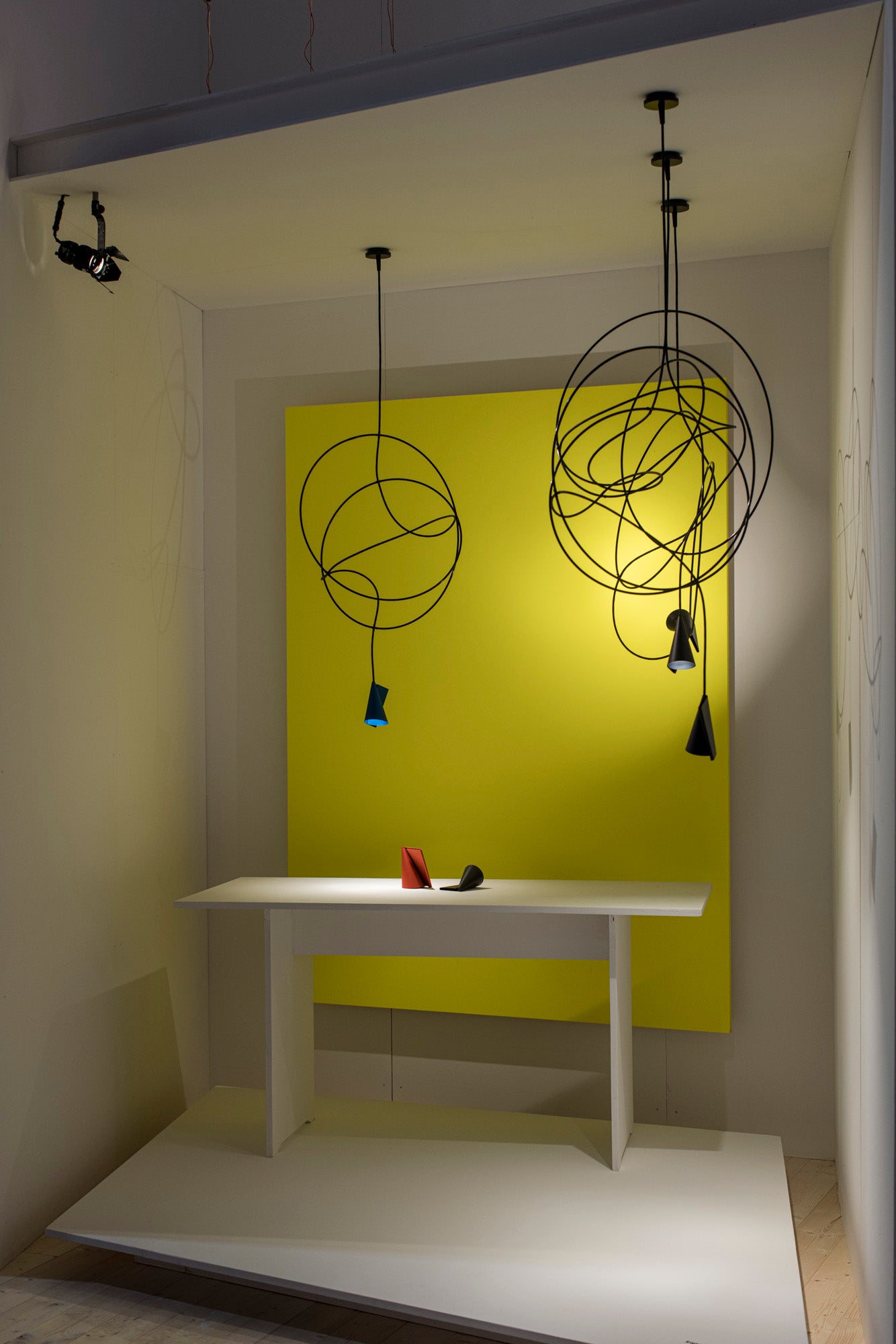Signature hanging lamp