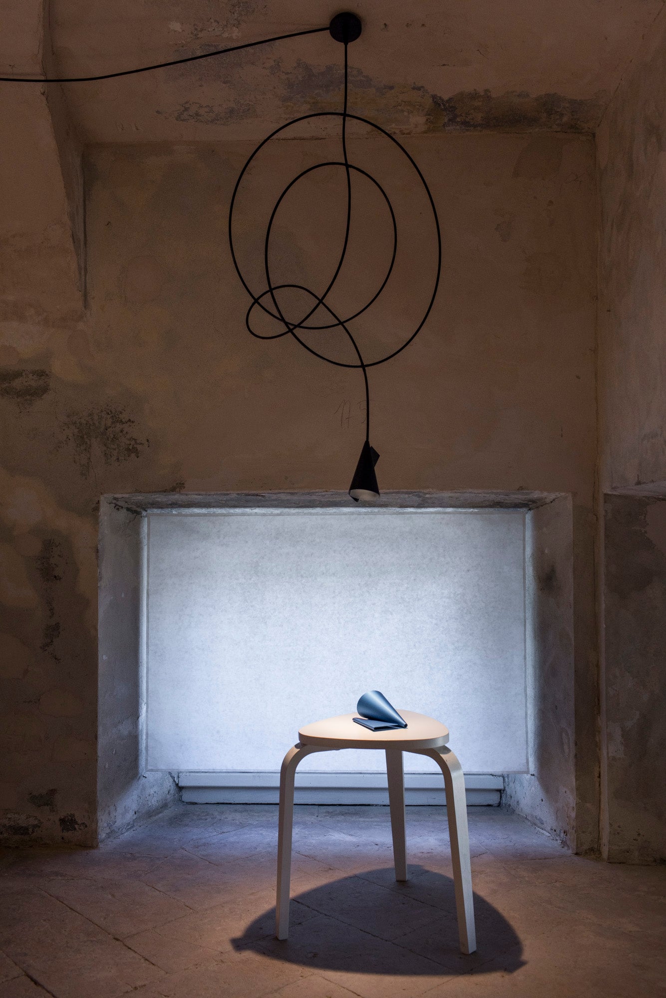 Signature hanging lamp