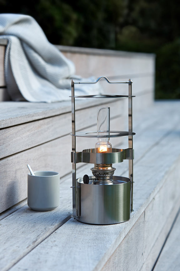 Ship's lamp by Erik Magnussen