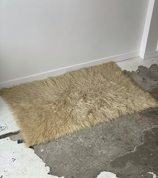 Petit tapis flokati