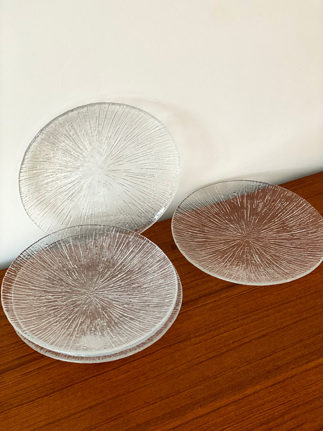 Set of 4 small crystal plates by Riihimaën Lasi Oy