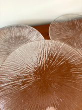 Load image into Gallery viewer, Set of 5 small crystal plates by Riihimaën Lasi Oy
