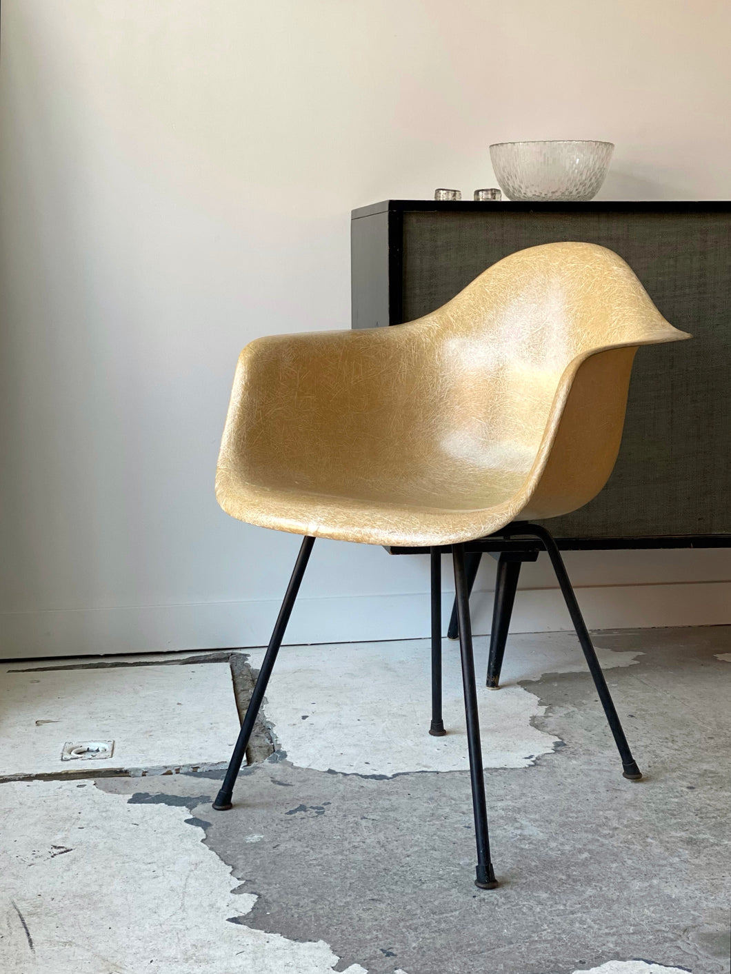 Chaise DAX en fibre de verre par Charles & Ray Eames pour Herman Miller