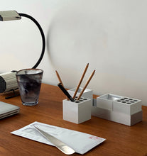 Load image into Gallery viewer, Canarie Desk Set by Bruno Munari
