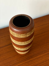 Charger l&#39;image dans la galerie, Vase en céramique - Allemagne de l&#39;Ouest
