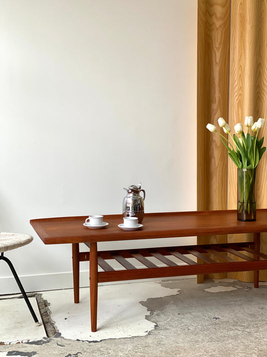 Table basse en teck par Grete Jalk pour Glostrop Møbelfabrik 