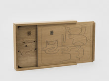 Load image into Gallery viewer, 16 Animali oak puzzle by Enzo Mari
