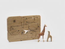 Load image into Gallery viewer, 16 Animali oak puzzle by Enzo Mari
