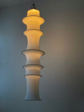 Load image into Gallery viewer, Falkland suspension lamp by Bruno Munari
