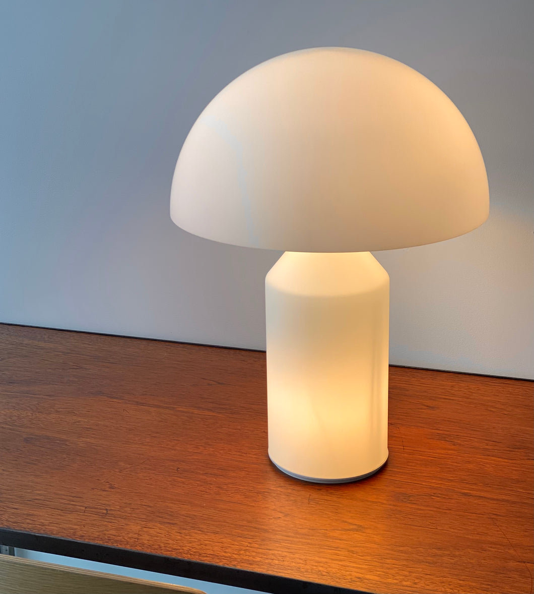 Atollo 237 table lamp by Vico Magistretti for Oluce