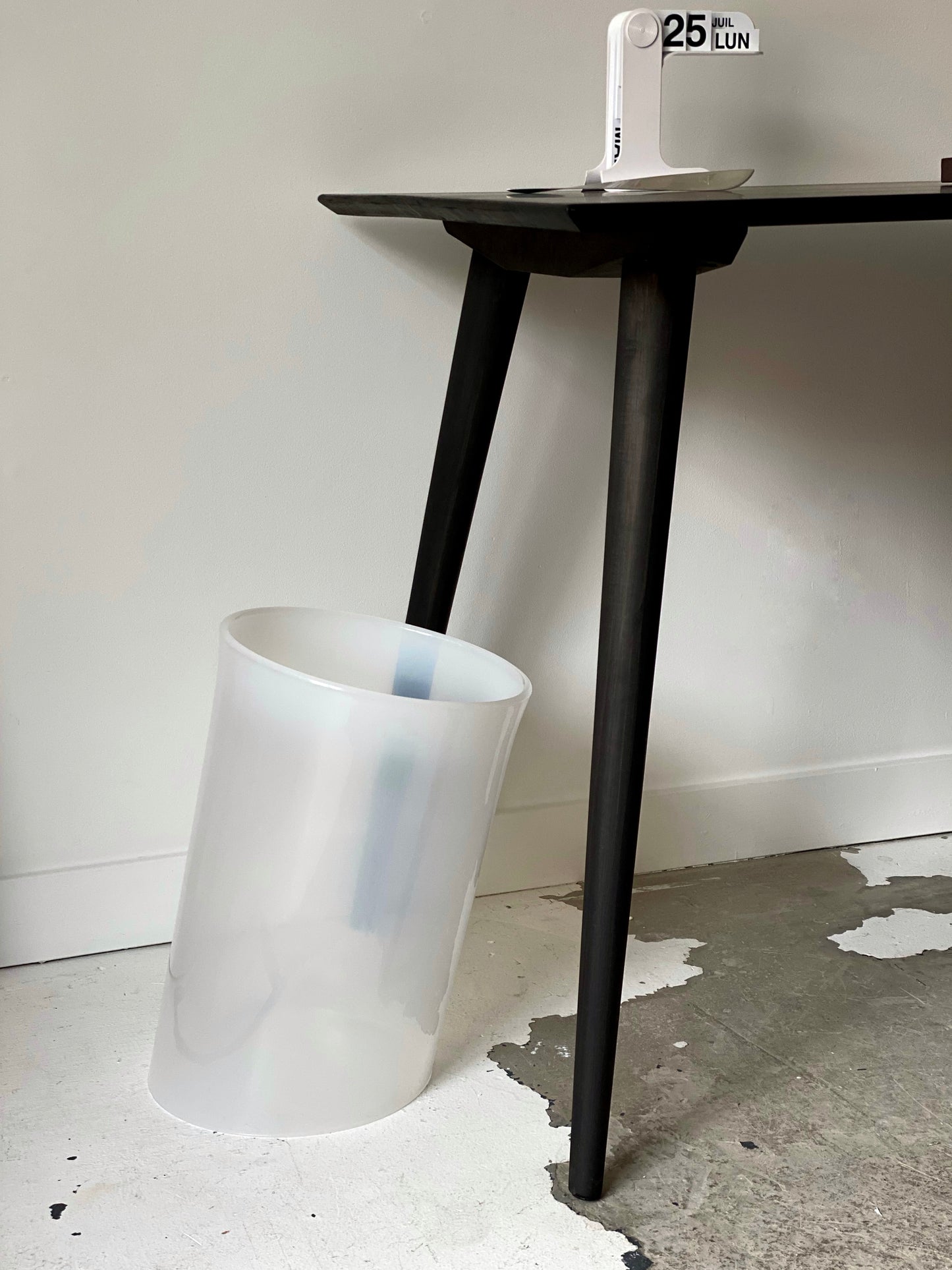In Attesa wastepaper basket by Enzo Mari