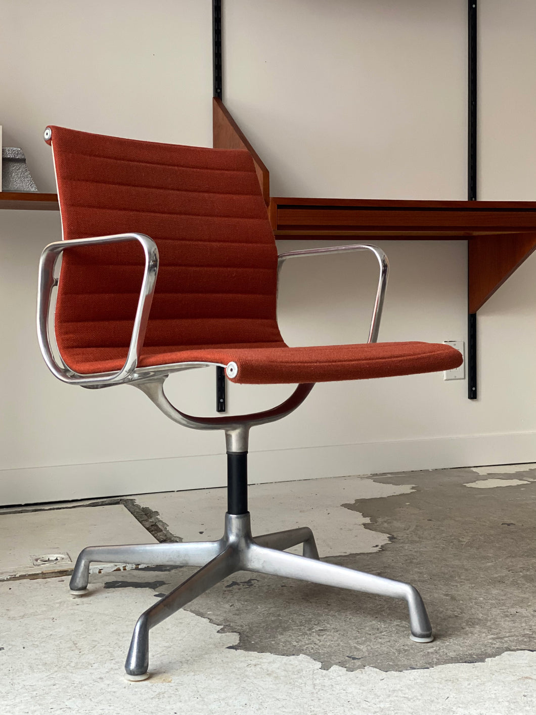 Management office chair by Charles & Ray Eames