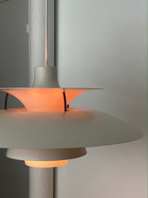 Load image into Gallery viewer, PH5 by Poul Henningsen for Louis Poulsen
