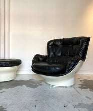 Load image into Gallery viewer, Karate chair and ottoman by Michel Cadestin for Airborne
