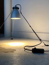 Charger l&#39;image dans la galerie, Grifo par GH Tew pour Artemide
