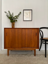Load image into Gallery viewer, Teak credenza by Arne Vodder
